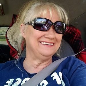 Meet your Posher, Connie